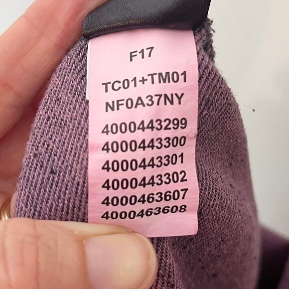 The North Face Women's Button Up Shirt S Purple Gray Tulip Slit Hem Textured Top - Picture 6 of 7